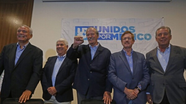 Crean Fox y panistas frente “pirómano” pro Ruffo Appel