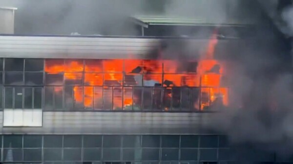 Incendio en fábrica de calzado en China deja al menos 28 muertos