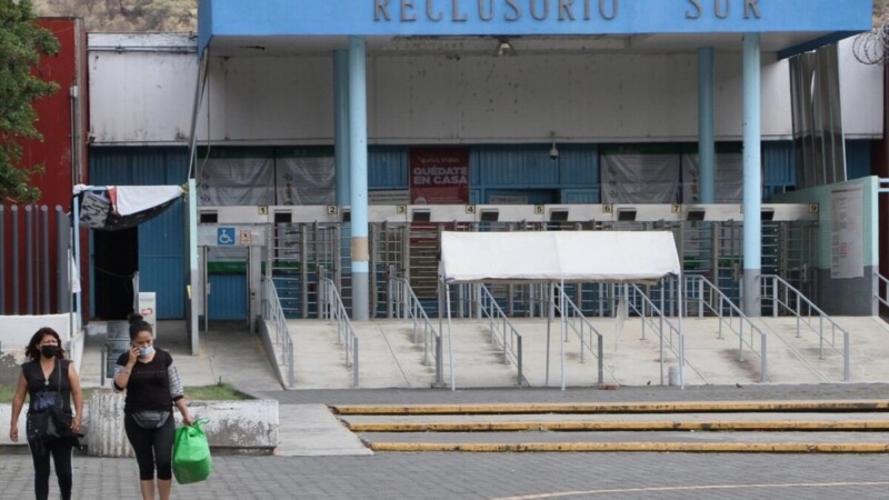 Vinculan a proceso a 4 marinos por peculado, cohecho y fraude