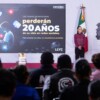 Advierten perdida de hasta 20 años por uso de celulares