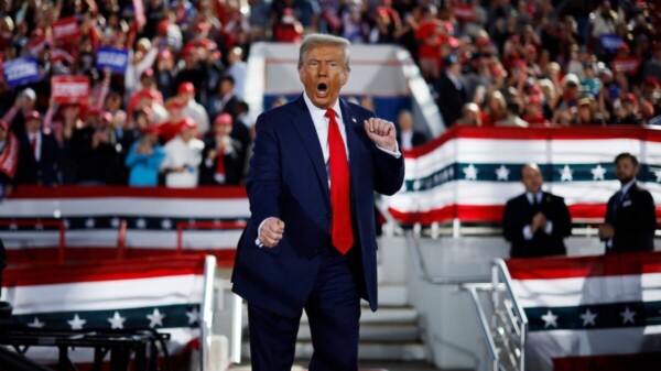 Aprueba a Trump el 36% de los estadounidenses