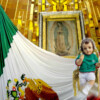 Fe y futbol convergen en México, esperando un milagro