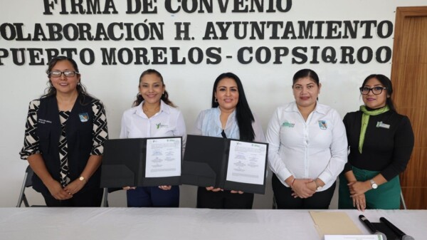 Firma Blanca Merari convenio de colaboración con el Colegio de Psicólogos de Quintana Roo