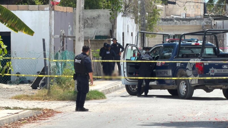 Asesinan a balazos a una mujer en la Región 235 de Cancún