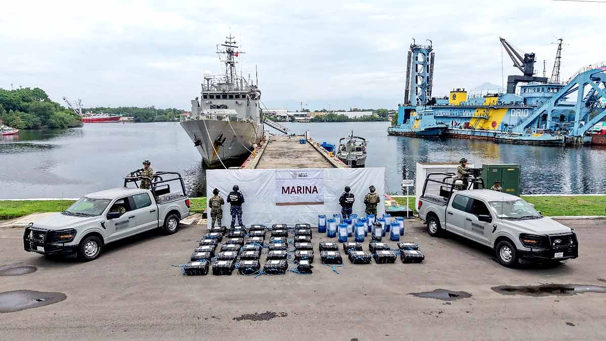 Marina decomisa más de una tonelada de presunta cocaína en costas de Chiapas