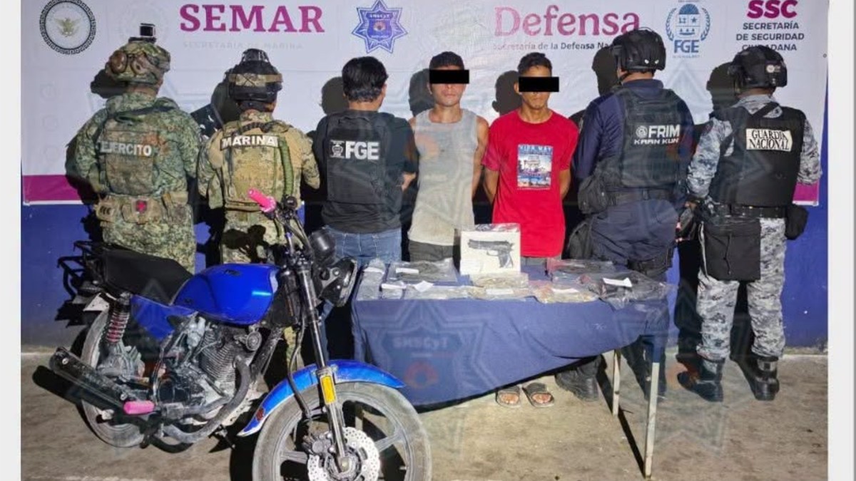 Tres detenidos y una motocicleta robada recuperada en la Supermanzana 242 de Cancún