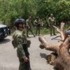 Pescadores bloquean a convoy de SEMAR tras operativo  en Campeche