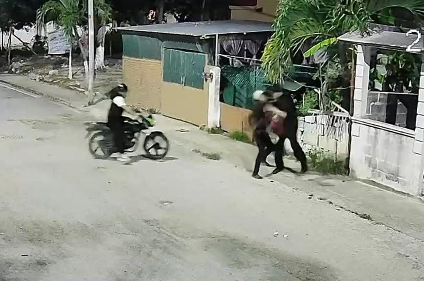 Los hechos ocurrieron el pasado 20 de julio, cuando la víctima caminaba sobre la avenida Limones, en el fraccionamiento Villas del Mar II.