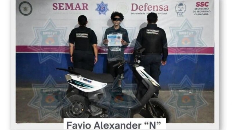 Arrestan a joven en Cancún por conducir motocicleta con reporte de robo