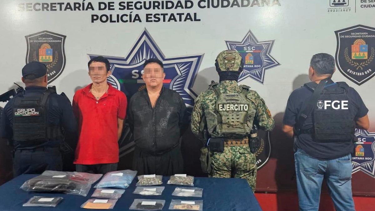 Capturan a dos hombres con 180 dosis de enervantes en la Región 100 de Cancún