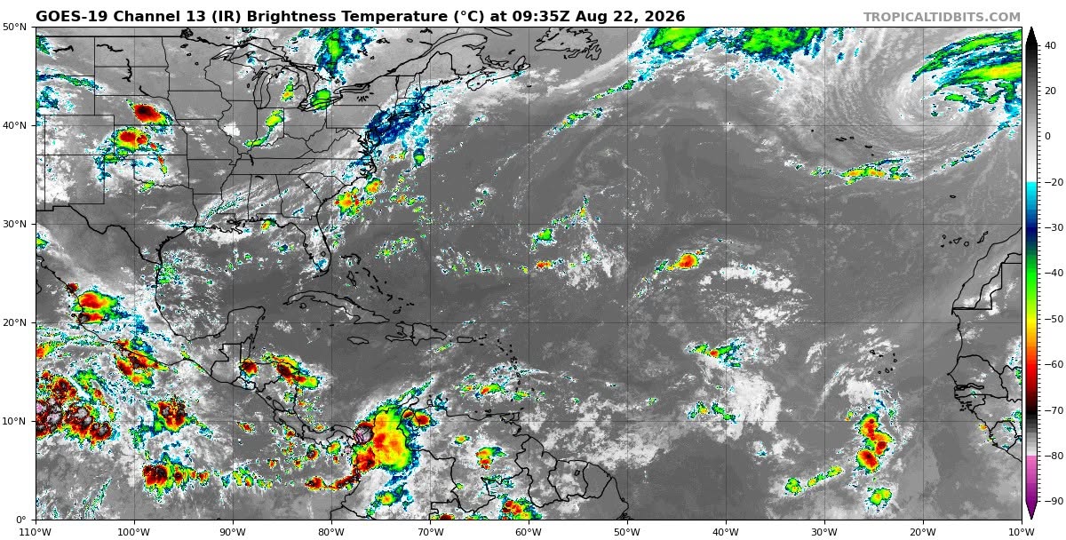 En el transcurso de la mañana, ambiente templado a cálido. Por la tarde, ambiente caluroso a muy caluroso en la región, cielo nublado con lluvias puntuales intensas en Yucatán (centro), lluvias muy fuertes en Campeche (norte) y lluvias fuertes en Quintana Roo (norte).