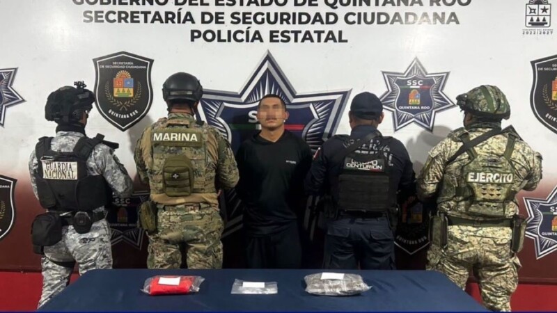 Detienen a hombre con 100 bolsitas de presuntas drogas en la Supermanzana 91 de Cancún
