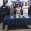 Atrapan a trío de presuntos narcomenudistas en Cancún; les decomisan esposas de la Guardia Nacional