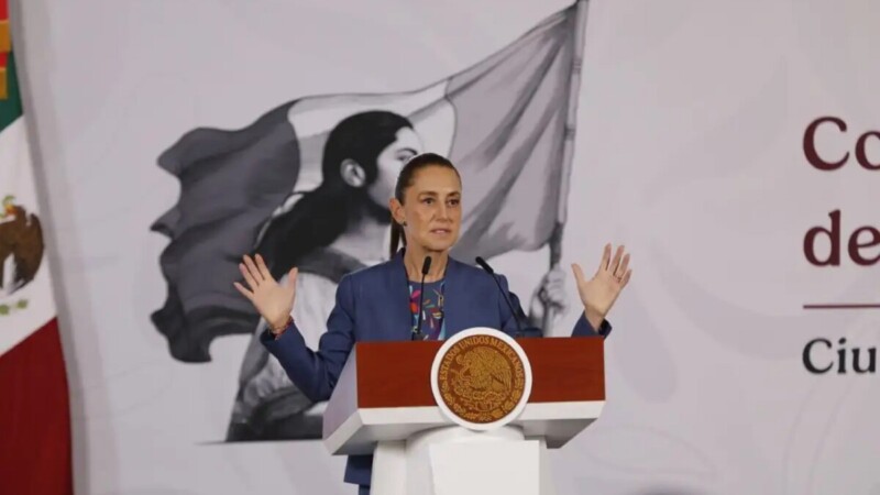 Rechaza Sheinbaum pretensión de ICE de usar guantes eléctricos