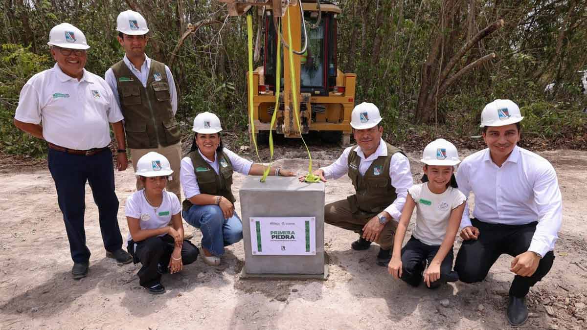 Coloca Blanca Merari la primera piedra del primer Centro de Bienestar Animal de Puerto Morelos