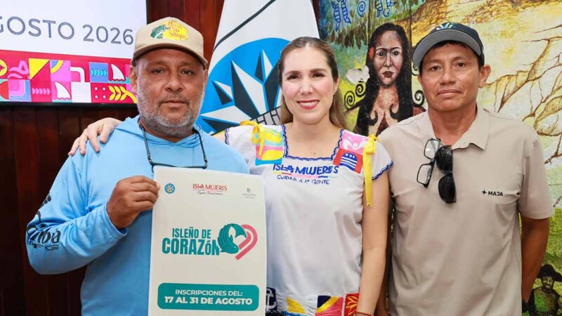 Atenea Gómez Ricalde presenta nuevo programa social Isleño de Corazón
