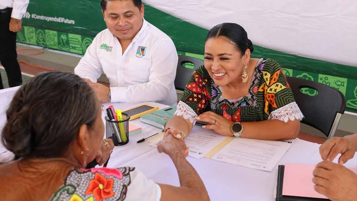 Escucha y atiende Blanca Merari a leonenses en una edición más de la audiencia "Miércoles Ciudadano"