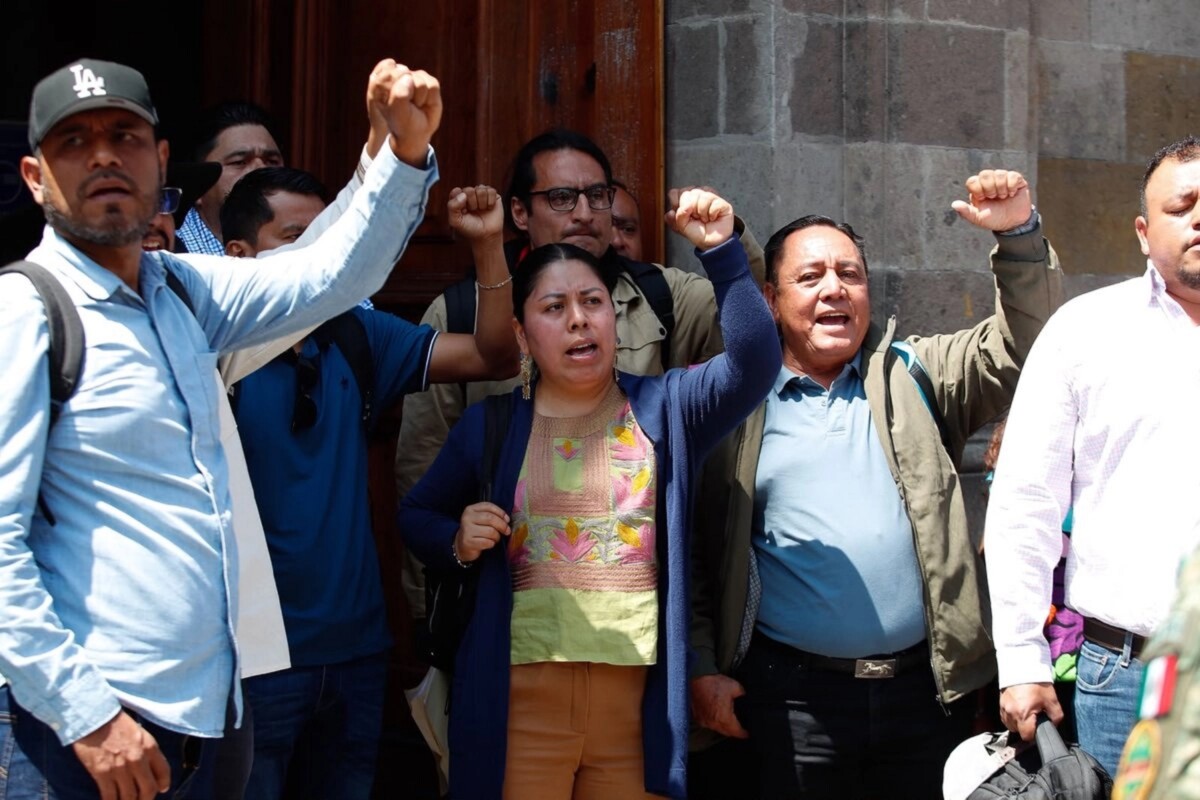 Sección 22 confirma 800 mdp para escuelas de Oaxaca