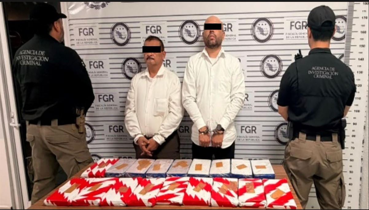 Localizan 18 kilos de fentanilo y heroína ocultos en autobús durante revisión en Sonora.