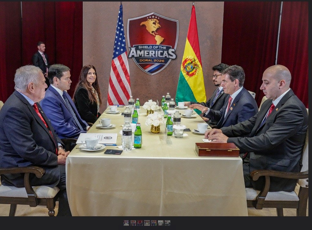 El ultraderechista Fernando Cerimedo participando en juntas relevantes del gobierno de Rodrigo Paz en Bolivia.
