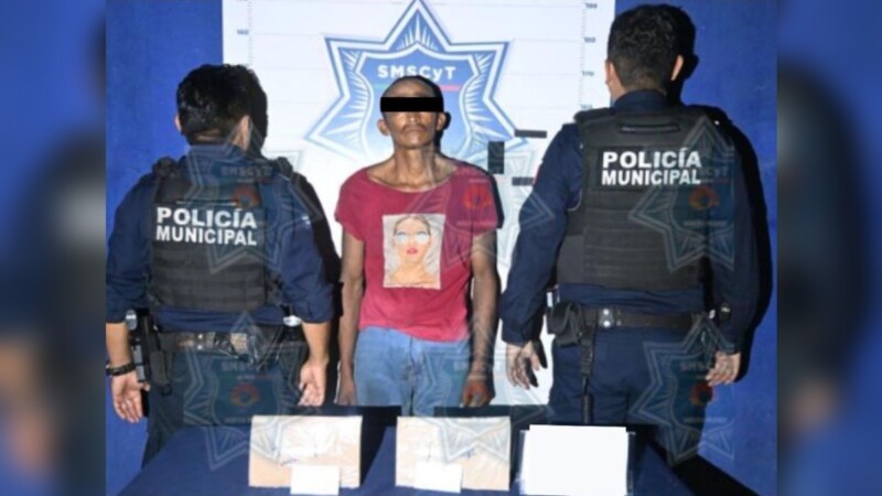 Detienen a hombre con un cuchillo en la Supermanzana 1 de Cancún