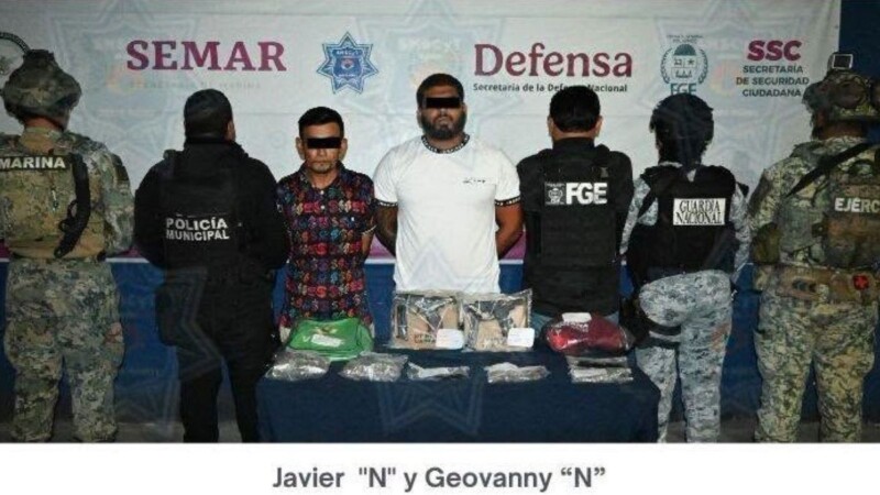 Capturan a dos sujetos con armas y presuntos narcóticos en la Supermanzana 256 de Cancún