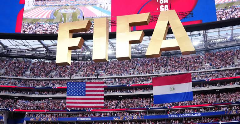 Reclaman sedes de Mundial en EU millones de dólares a la FIFA