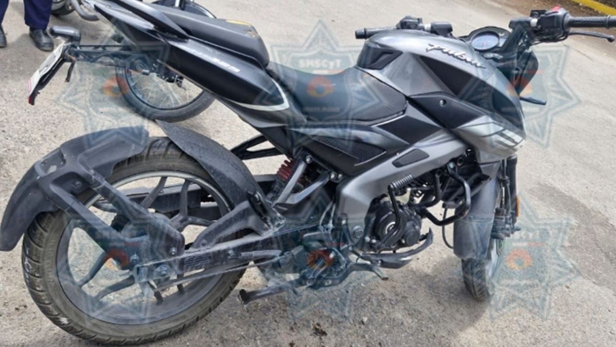 Recuperan dos motocicletas con reporte de robo en Cancún.
