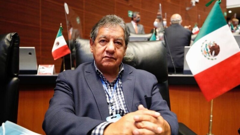 Eligen a Higinio Martínez para presidir el Senado