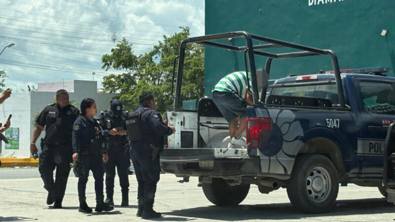 Atrapa Policía de Cancún a frustrado ladrón en casa de empeño
