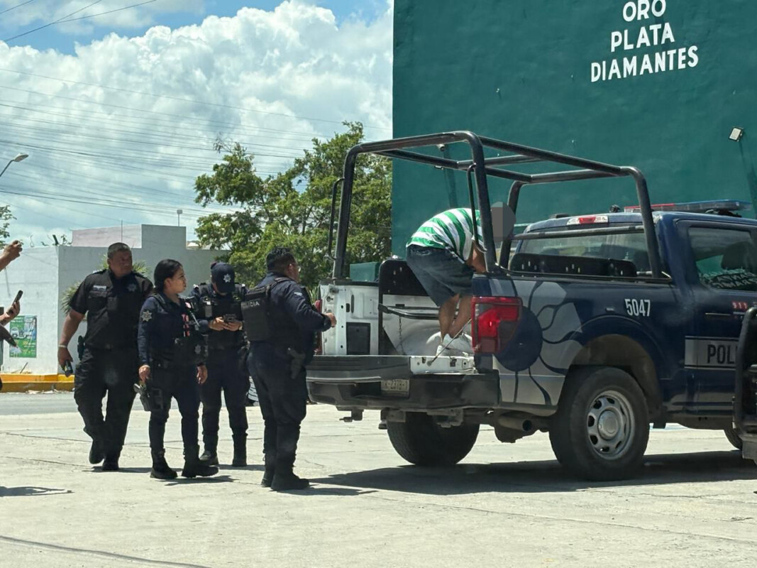 Atrapa Policía de Cancún a frustrado ladrón en casa de empeño