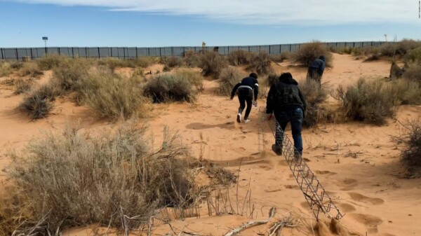 Cae “negocio” de “polleros”, ante la disminución de migrantes