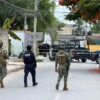 Vinculan a dos hombres con el homicidio de una mujer en la Supermanzana 235 de Cancún