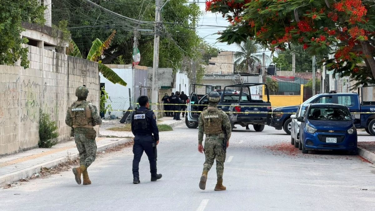 Vinculan a dos hombres con el homicidio de una mujer en la Supermanzana 235 de Cancún