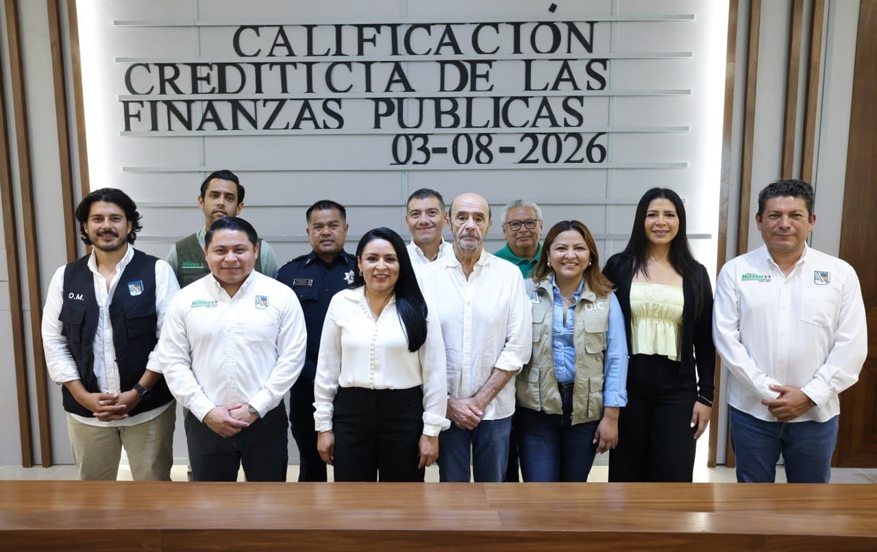 Consolida Blanca Merari finanzas sanas en Puerto Morelos; obtiene calificación HR AA- con perspectiva estable. La presidenta municipal destacó que este logro refleja la estabilidad financiera, el nulo endeudamiento y el cumplimiento de uno de los 15 proyectos prioritarios del Plan Municipal de Desarrollo.
