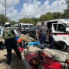 Choque múltiples deja varios lesionados y moviliza a cuerpos de emergencia a la avenida Nichupté de Cancún