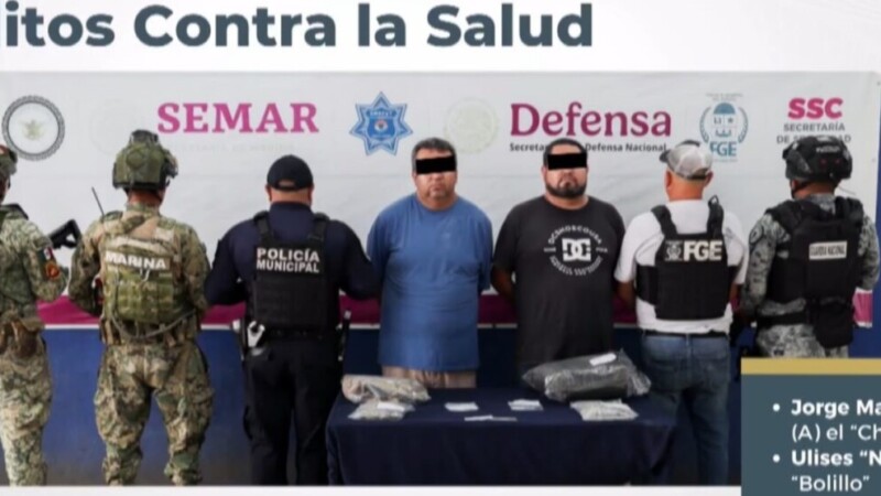 Capturan a dos hombres en Cancún por posible clonación de tarjetas