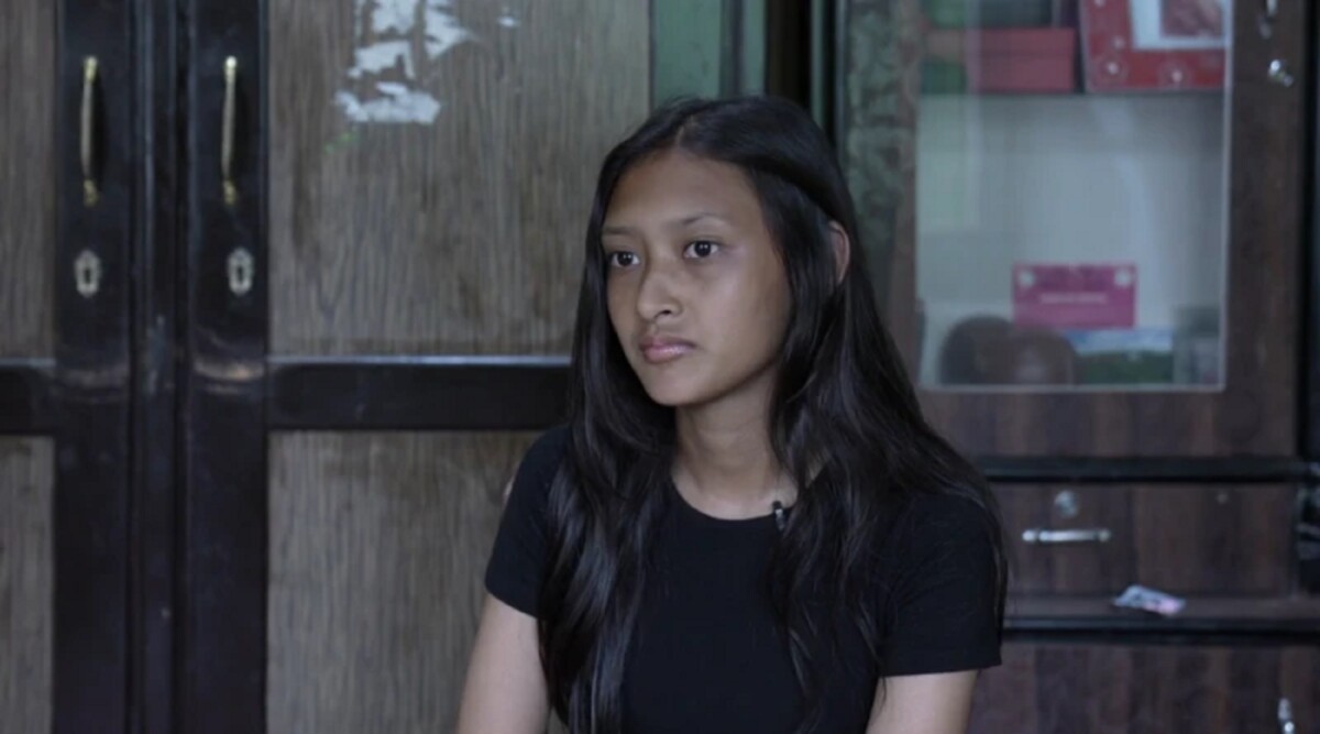 La alumna Yunisha Amatya, de 16 años, logró ponerse a salvo en el último instante.