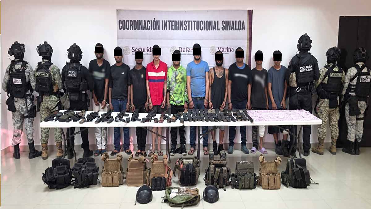 Capturan en Sinaloa a "combo" de sicarios colombianos durante operativo