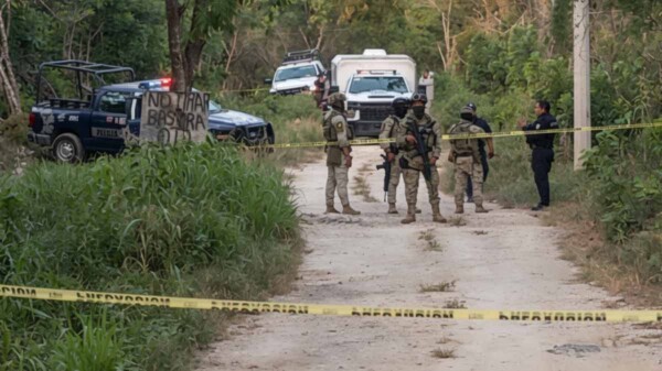 Investiga Fiscalía hallazgo de un cuerpo "encobijado" en la colonia Carabanchel de Cancún