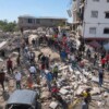 Asciende a 132 el número de muertos por sismo de 7.4 en Colombia