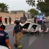 Conductor vuelca tras chocar contra un árbol en la SM 227 de Cancún