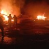 Incendio causa daños en bodega y vehículos sobre la carretera Valladolid-Cancún