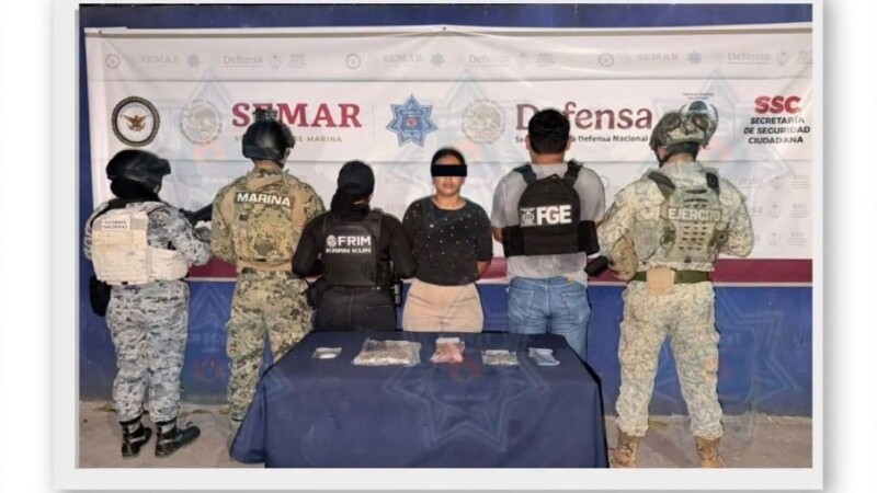 Aprehenden a mujer con aparentes drogas en la Supermanzana 251 de CancúnAprehenden a mujer con aparentes drogas en la Supermanzana 251 de Cancún