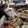 Pobreza en Argentina crece; Milei contradice las cifras