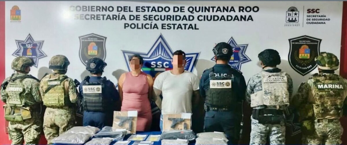 Detienen a pareja con presuntas drogas y dos pistolas en la avenida Chac Mool de Cancún