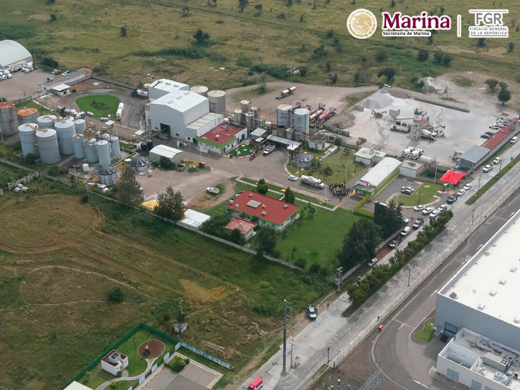 Aseguran 800 mil litros de huachicol en Puebla