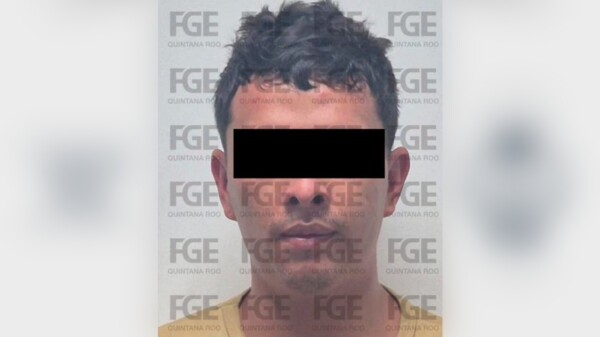 Vinculan a proceso a hombre por narcomenudeo; Fiscalía lo relaciona con triple homicidio en Cancún.