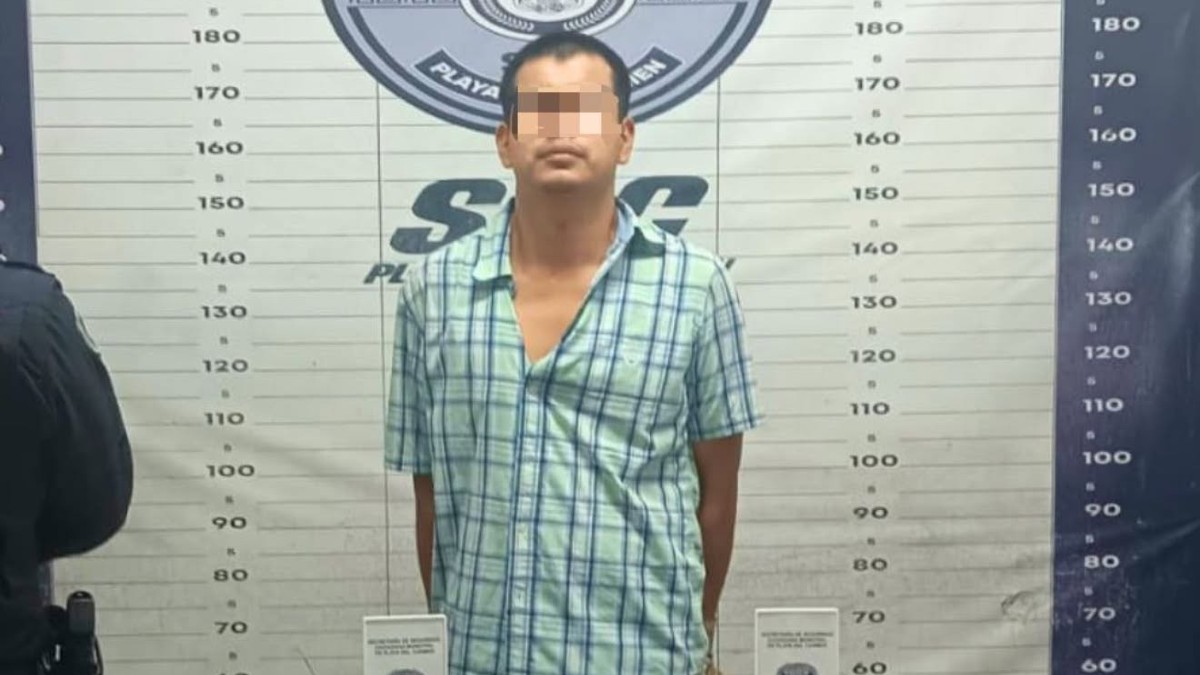 Detienen a un hombre con arma y posibles drogas en la colonia Bellavista de Playa del Carmen