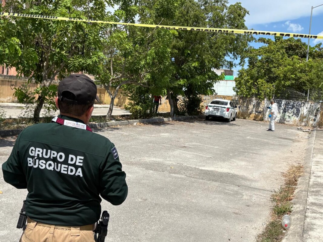 Hallan taxi abandonado, era conducido por probable víctima